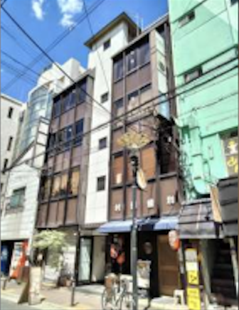 長堀橋駅から徒歩2分、心斎橋駅からも徒歩3分と好立地！重飲食も相談可能なビル最上階のバー居抜き物件